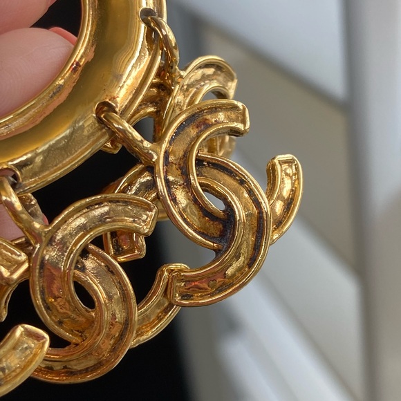 Chanel CC Multi Dangle Charm Brooch - Picture 8 of 8